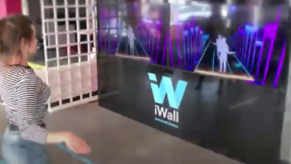 IWall